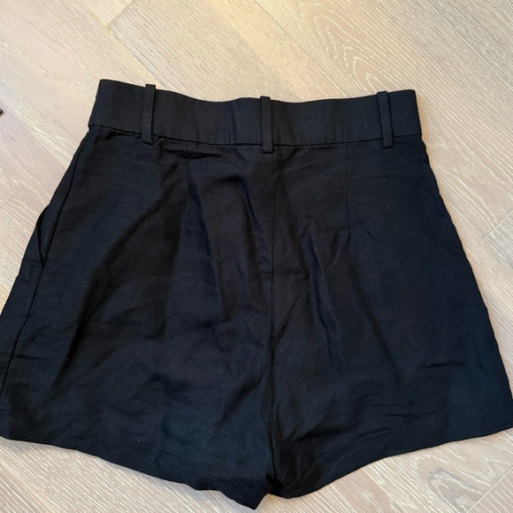 H&M Black Linen Blend Shorts - Picture 3 of 6